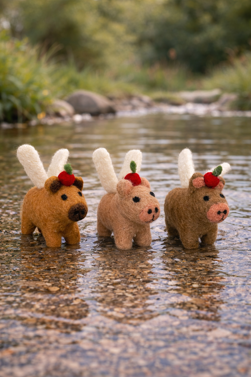 Little Capybara – Handmade Felt Ornament