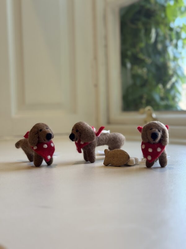 Fair-Trade Handmade Felt Sausage Dog Ornament with Red Bandana - Image 4