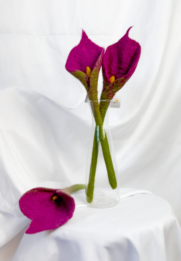 Fair-Trade Handmade Felt Peace Lily Stem – Purple Variant – Artisan Wool Floral – Unique Ethical Gift